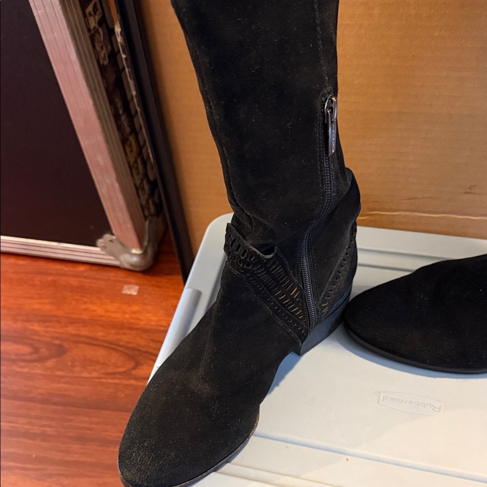 Black Suede Over-The-Knee Women’s Boots - Picture 2 of 2